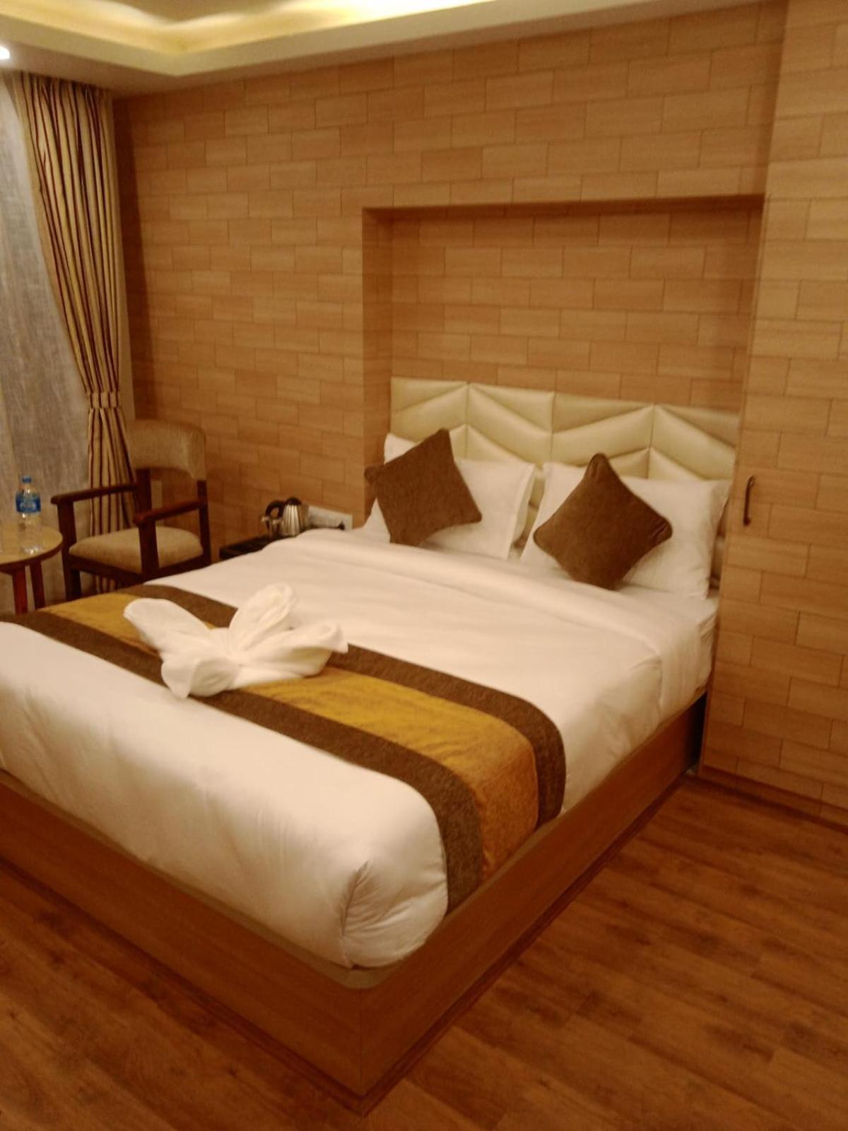 Hotel Airport Gurkha กาฐมาณฑุ ภายนอก รูปภาพ